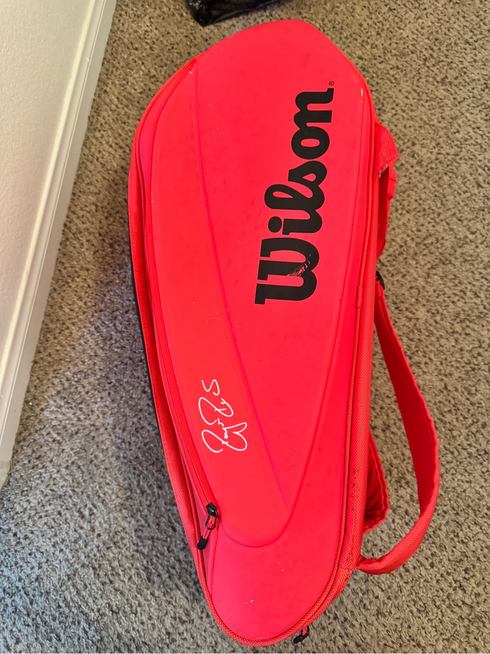 Used Wilson Roger Federer DNA RED Tennis Racquet Bag